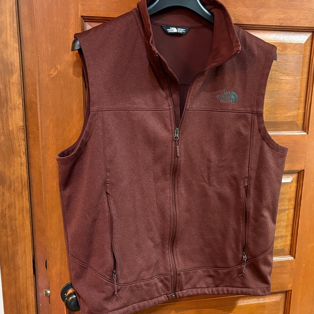 The North Face Men's Rich Brown/Maroon Vest